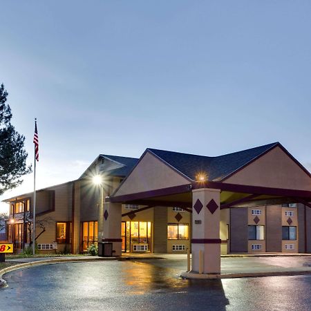 Super 8 By Wyndham Denver Stapleton Extérieur photo